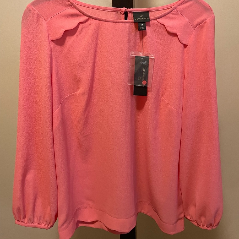 Women’s coral colored Worthington blouse size medium tall NWT